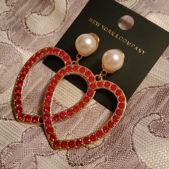 Earrings - Picture 2 of 4